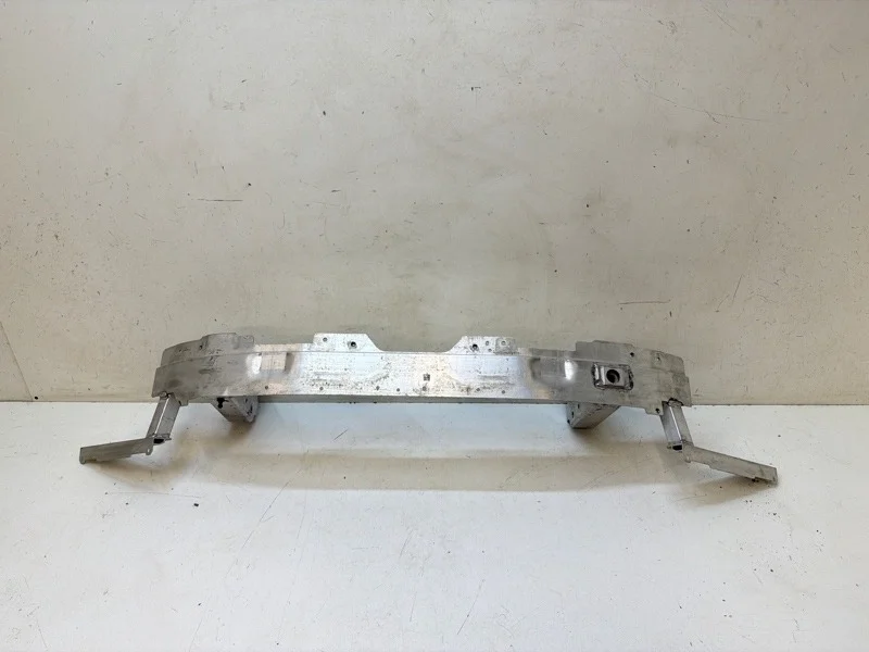 Усилитель бампера BMW X5 2018- G05