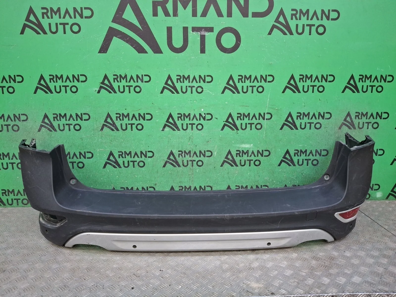 Бампер Volvo XC70 2007-2013