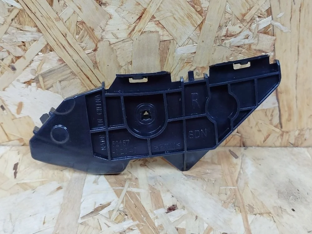 Кронштейн бампера зад. прав. Toyota Corolla X (2006—2010)