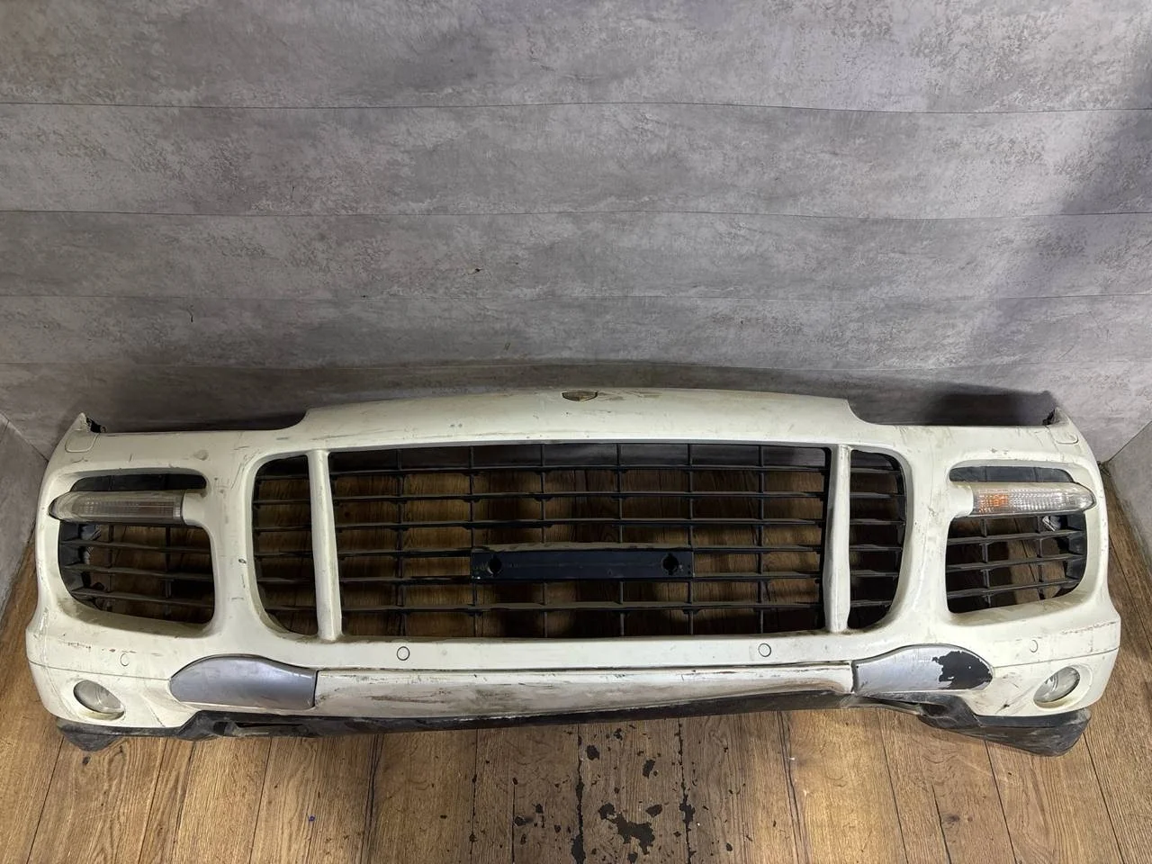 бампер передний Porsche Cayenne 957