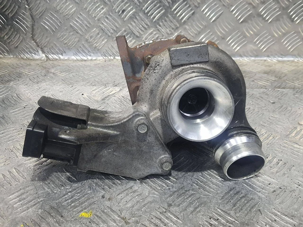 турбина BMW X1 E84