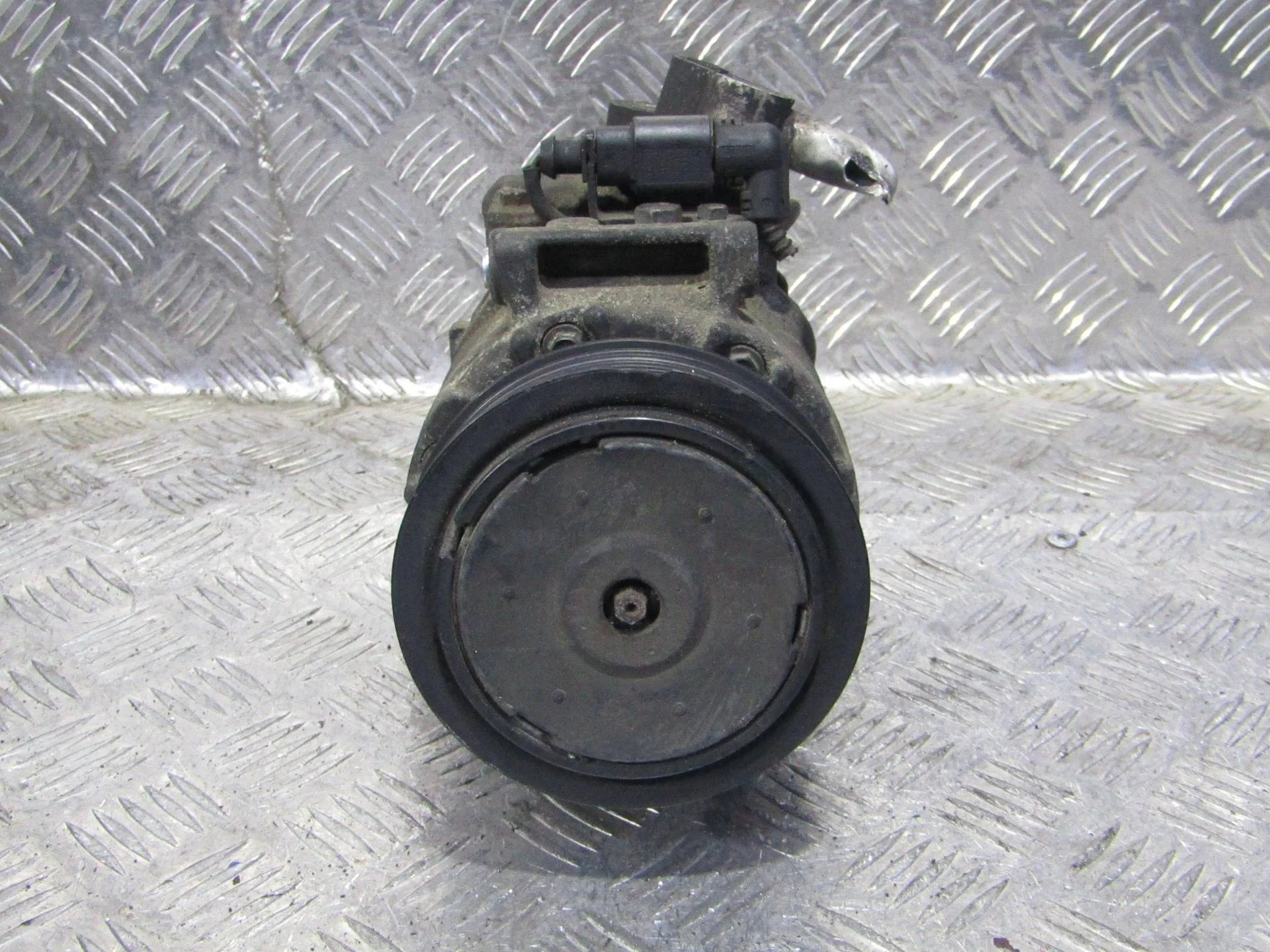 компрессор кондиционера Volkswagen Touareg