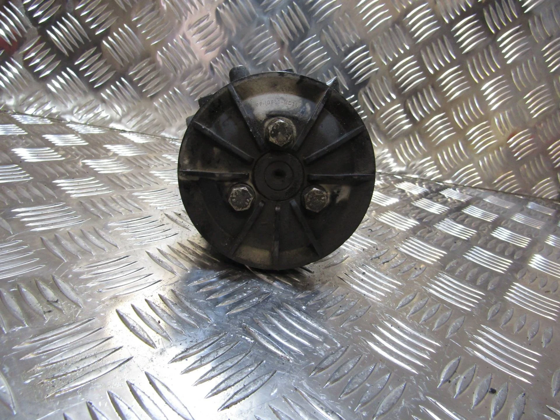 насос гидроусилителя руля BMW 5 E60/E61