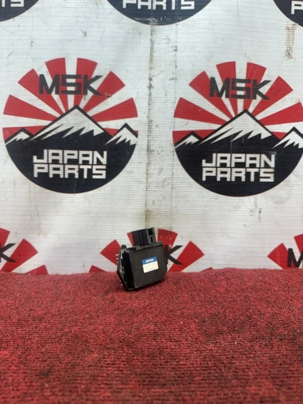 Резистор отопителя Toyota Land Cruiser Prado 2019 4993002230 150 1GD-FTV