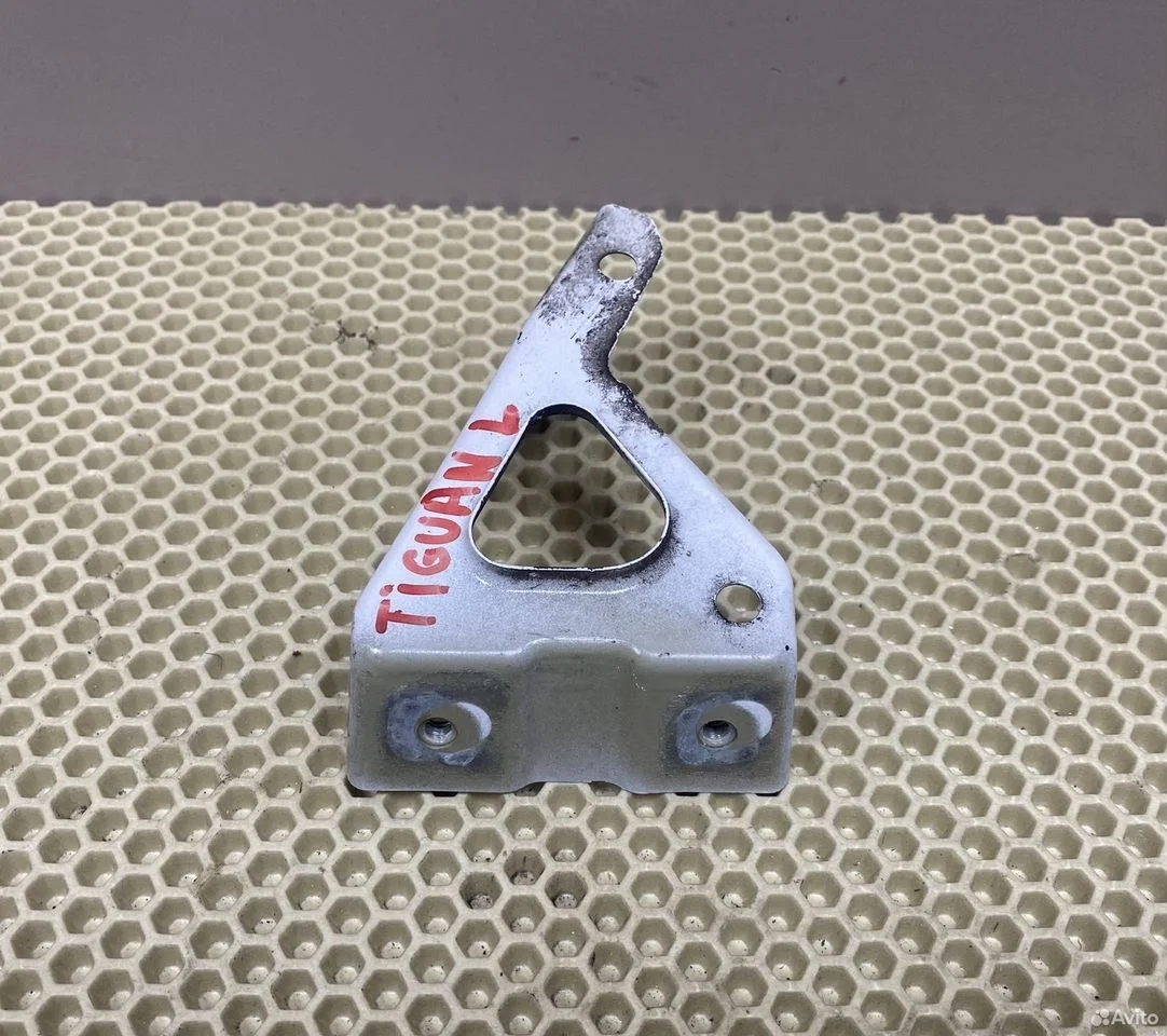 Кронштейн переднего левого крыла vw tiguan 5n 1