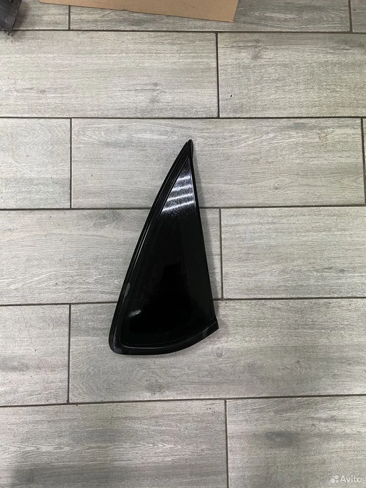 Форточка задняя правая фольксваген поло седан