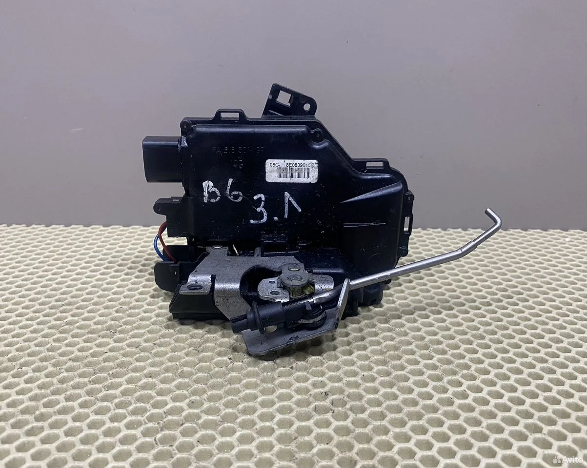 Замок двери задний левый audi a4 b6 8e0839015c