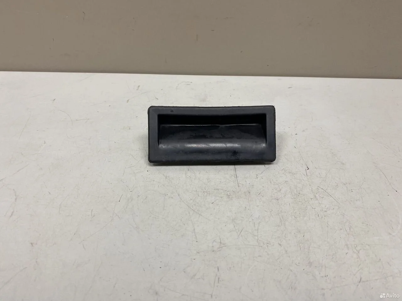 Кнопка багажника vw passat b7 avant