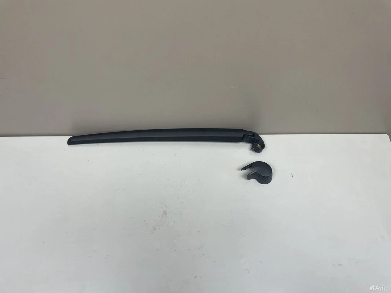 Поводок заднего дворника audi q7 4l