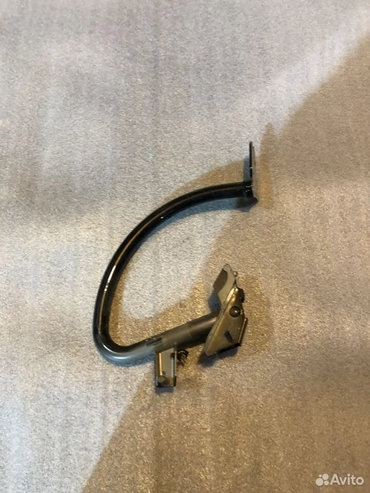 Петля багажника правая audi a4 b8 седан