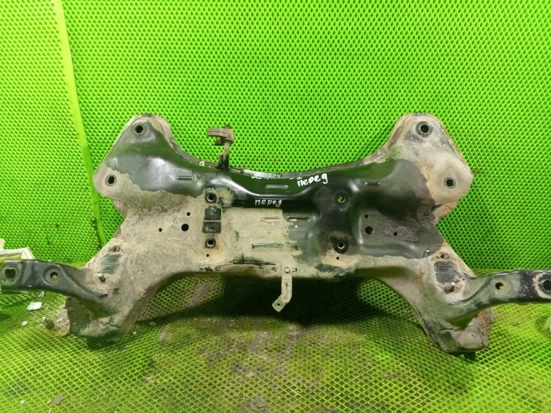 Передний подрамник Hyundai Solaris 1 2016 624014Y000 СЕДАН G4FA