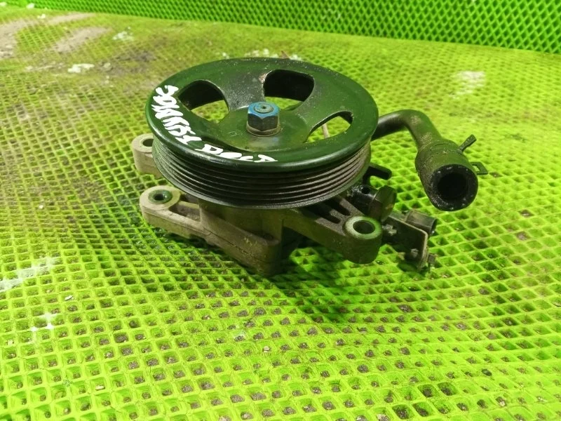 Насос гидроусилителя руля Hyundai Solaris 1 2016 571004L001 СЕДАН G4FA