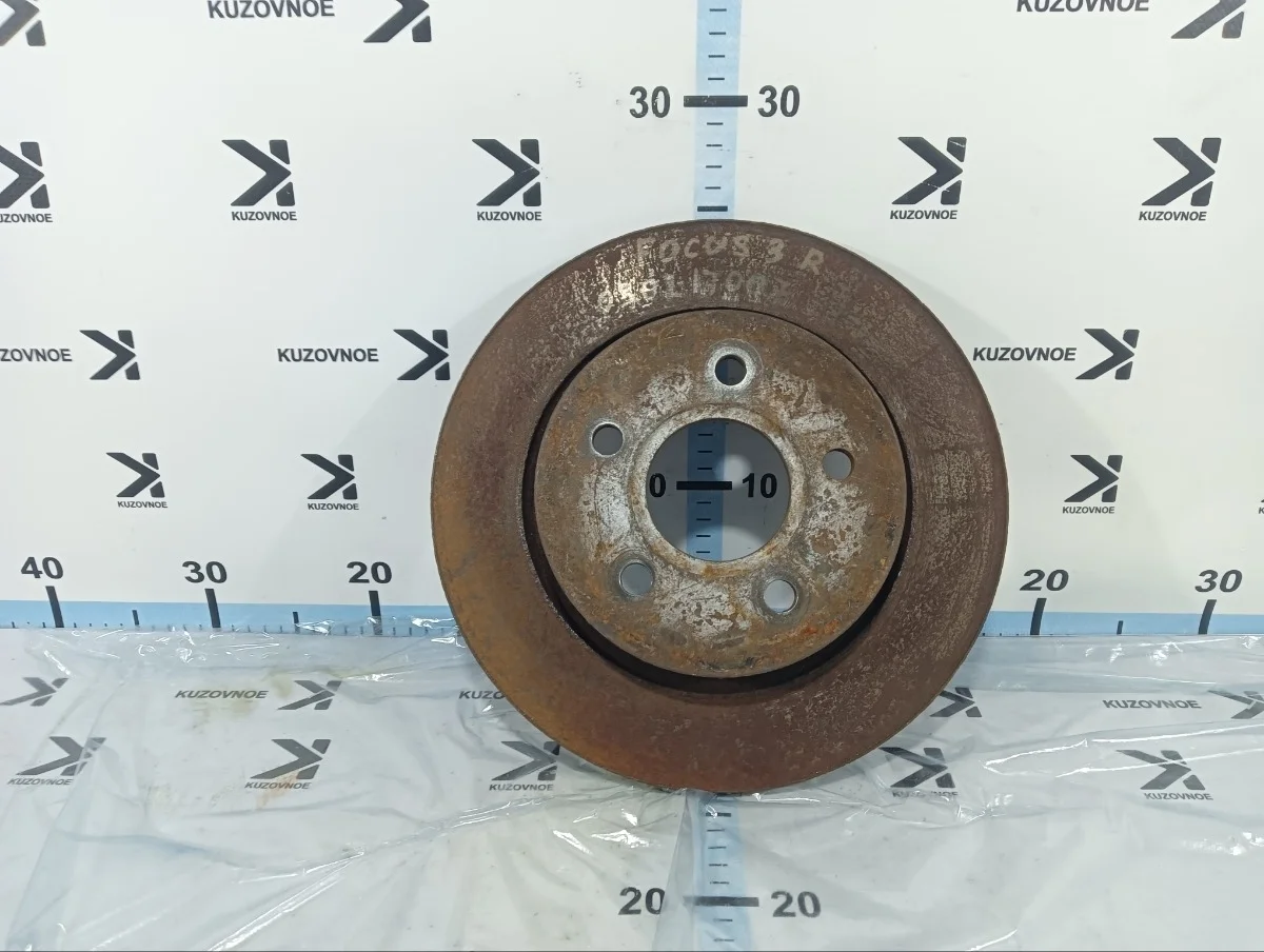 Тормозной диск Ford Focus 2015 CB8