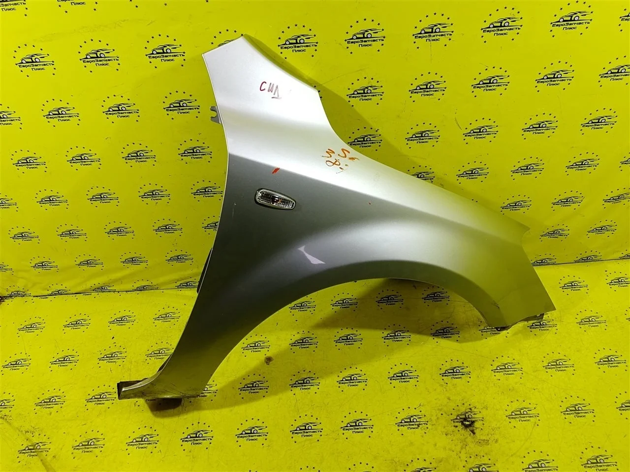 Крыло Kia Ceed 1 663211H010 ED, переднее правое