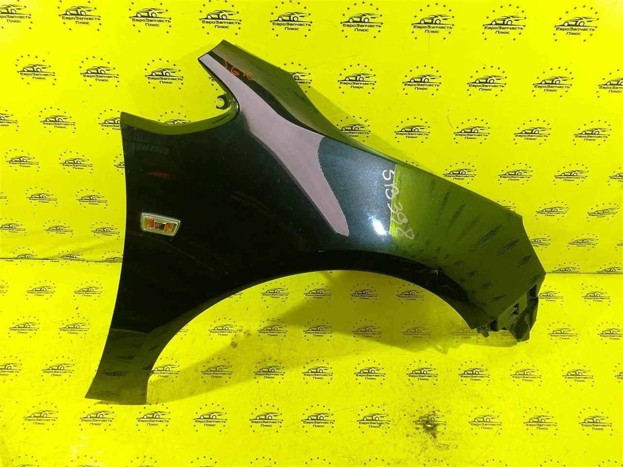 Крыло Opel Astra J GTC 13350343, переднее правое