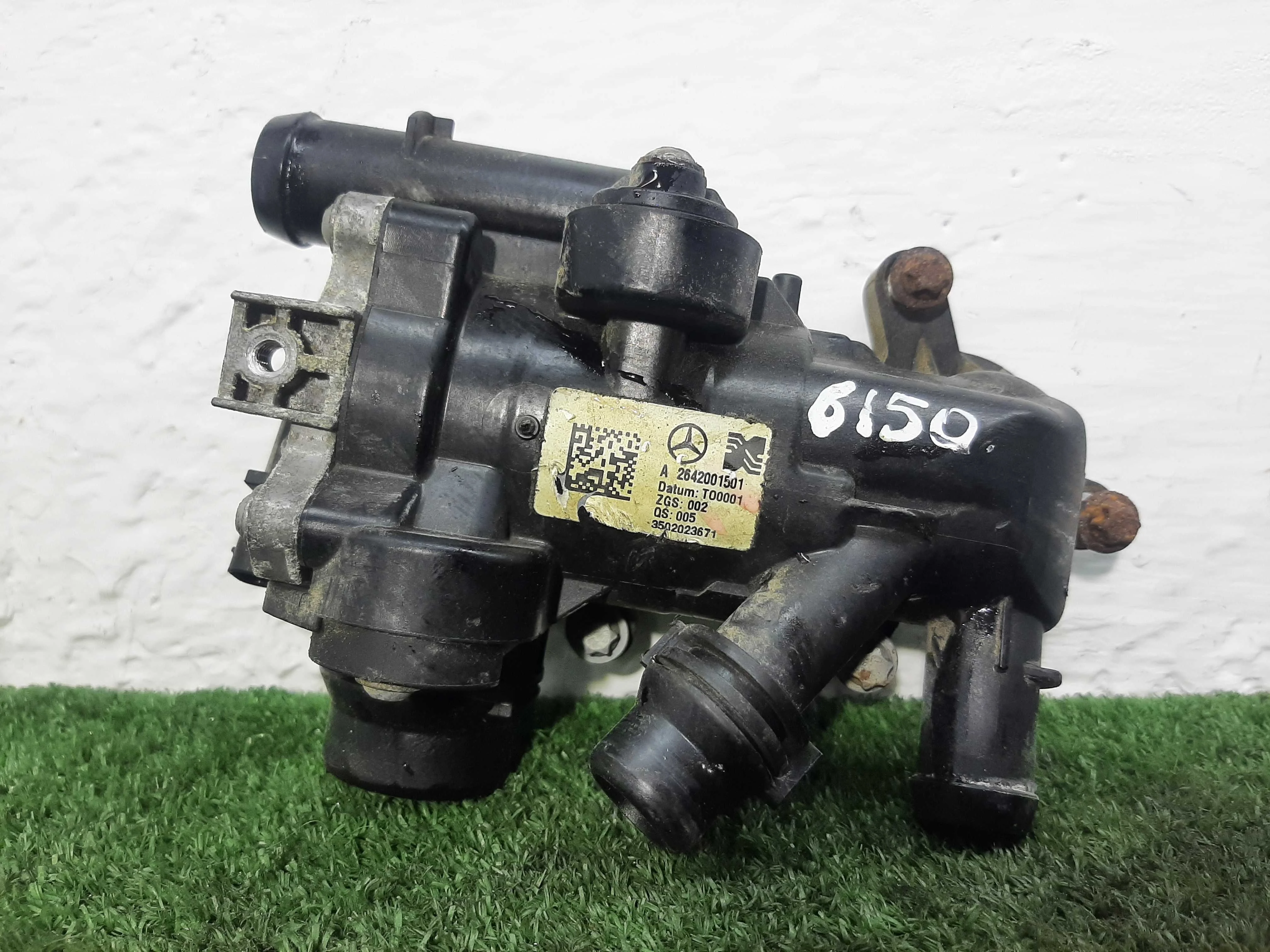 Насос водяной электрический Mercedes GLC (X253) Рестайлинг 2019 - 2023 бензин 2.0 Автомат