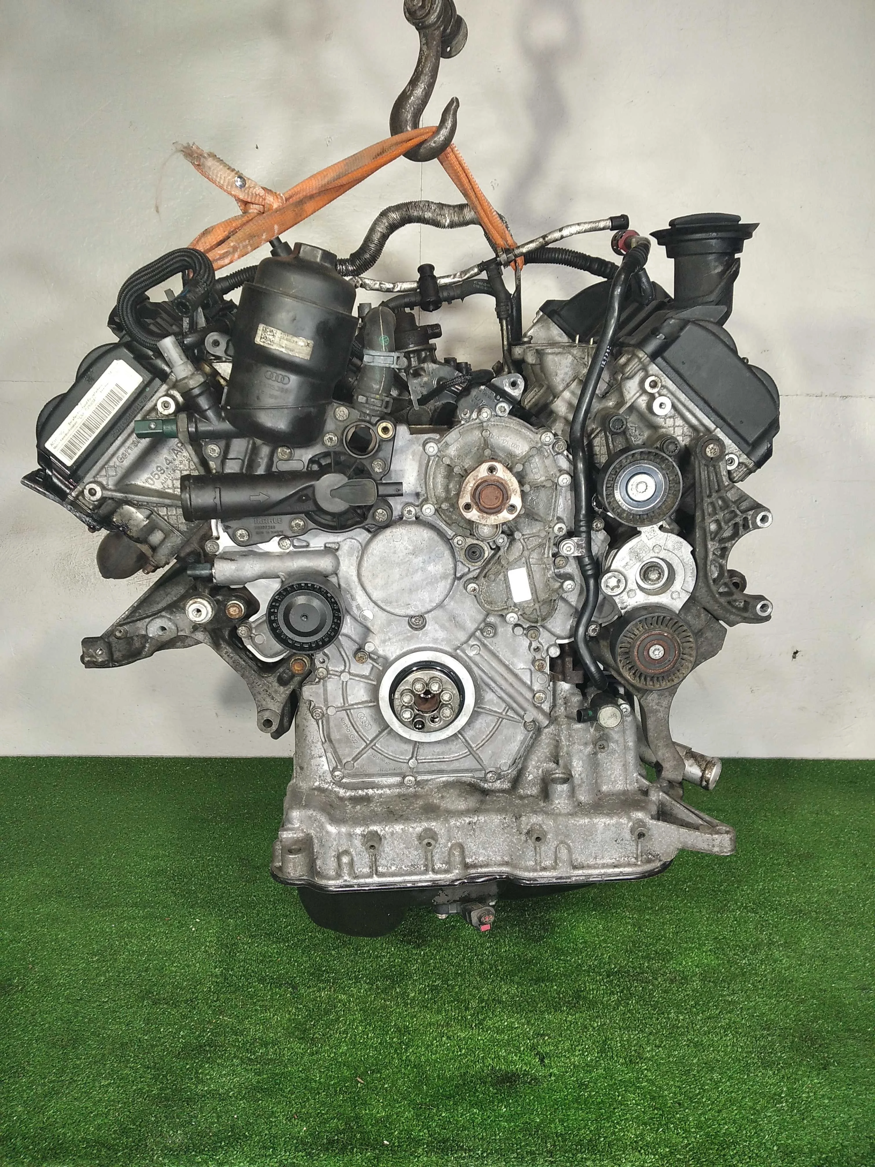 Двигатель Volkswagen Touareg II (7P) 2010 - 2014 дизель 3.0 Автомат