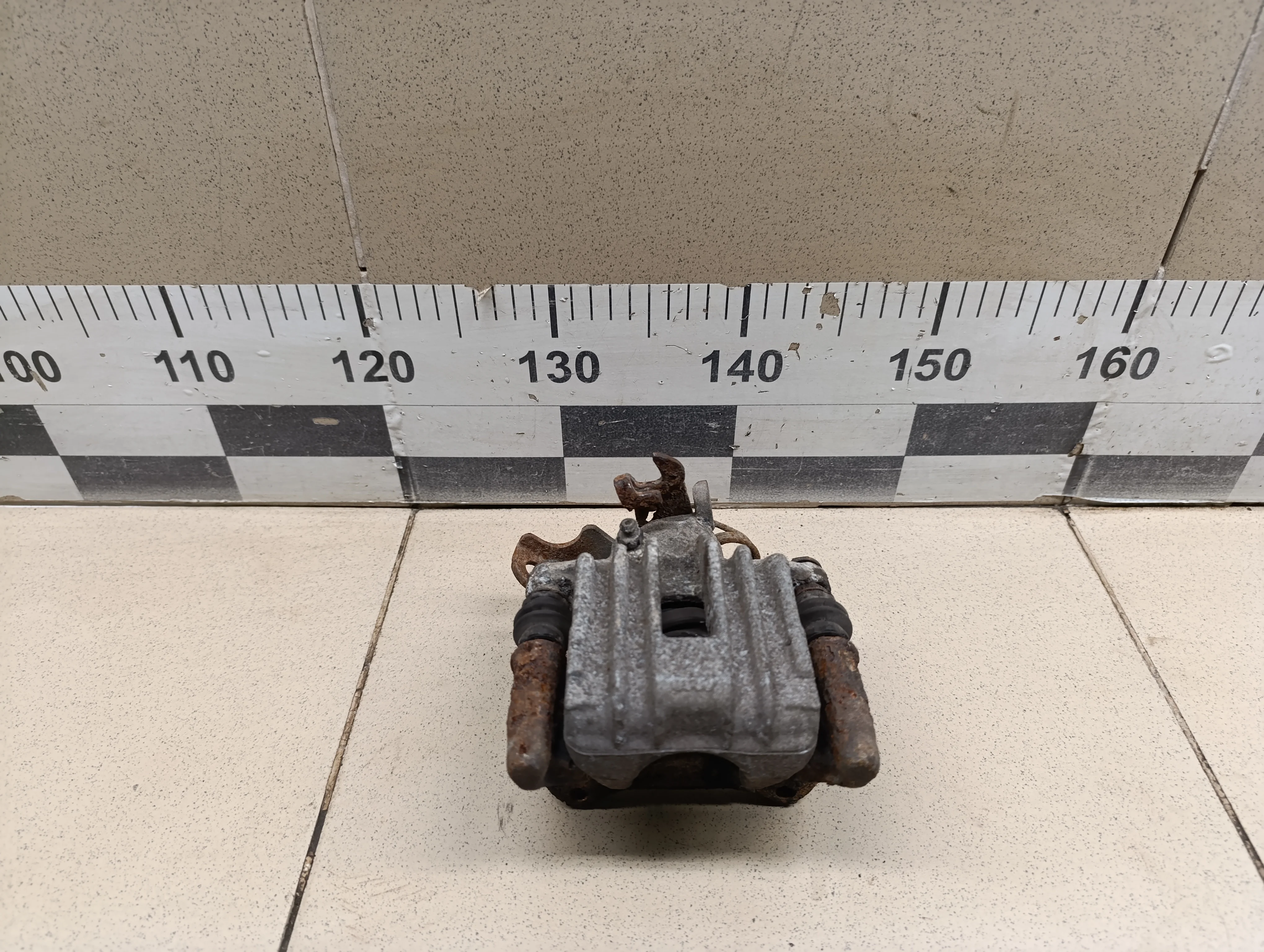 Суппорт задний левый A4 [B5] 1994-2000