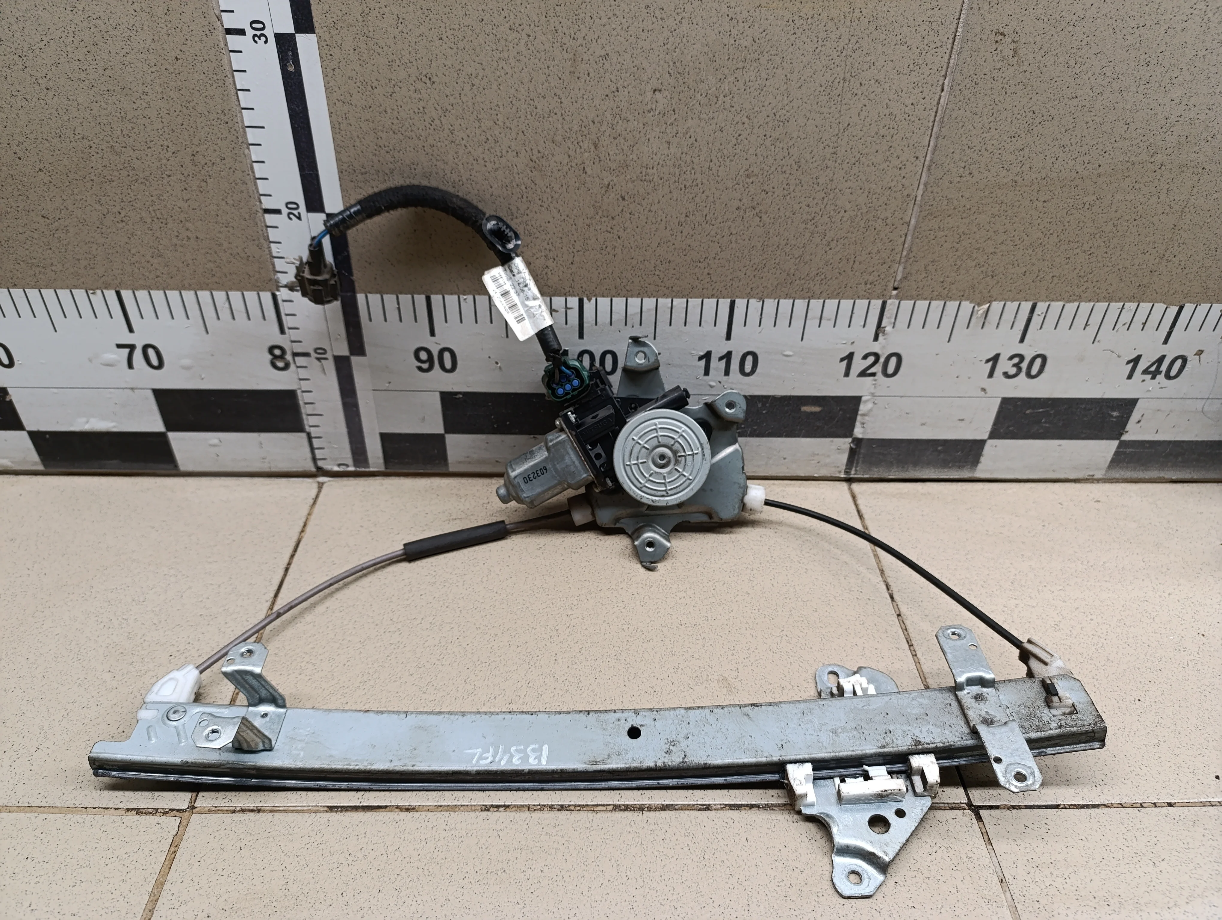 Стеклоподъемник электр. передний левый Almera (G15) 2013>