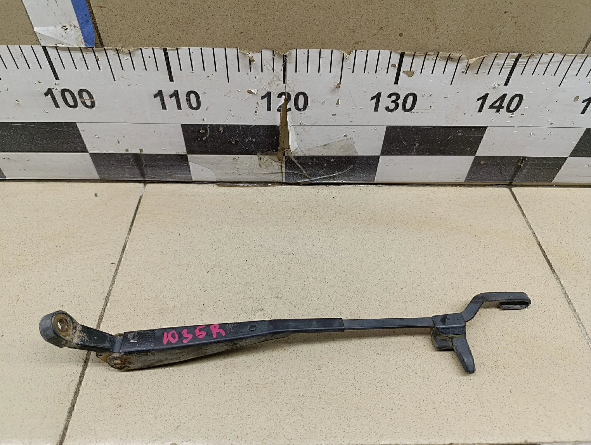 Поводок стеклоочистителя заднего Santa Fe (SM)/ Santa Fe Classic 2000-2012