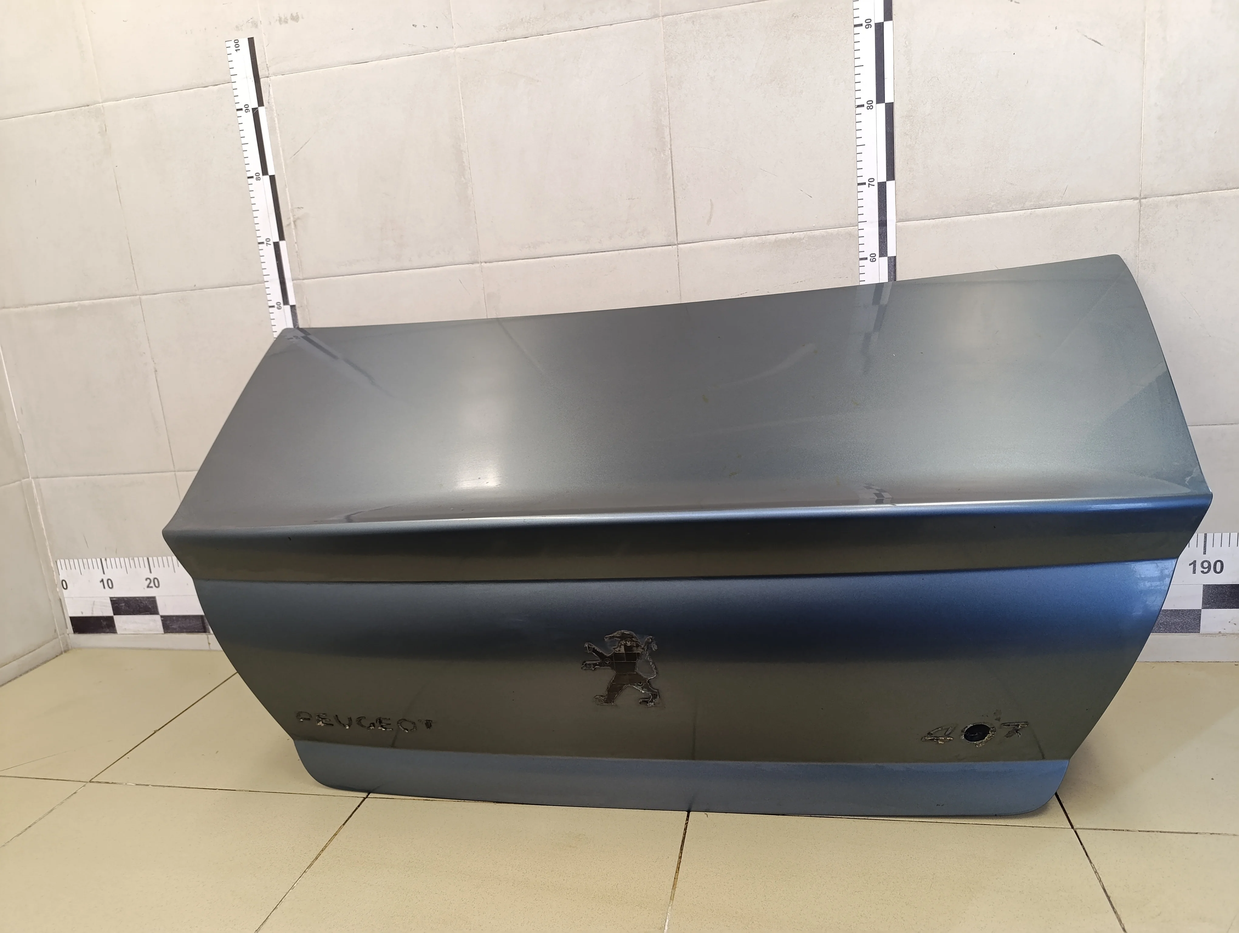 Крышка багажника 407 2004-2010