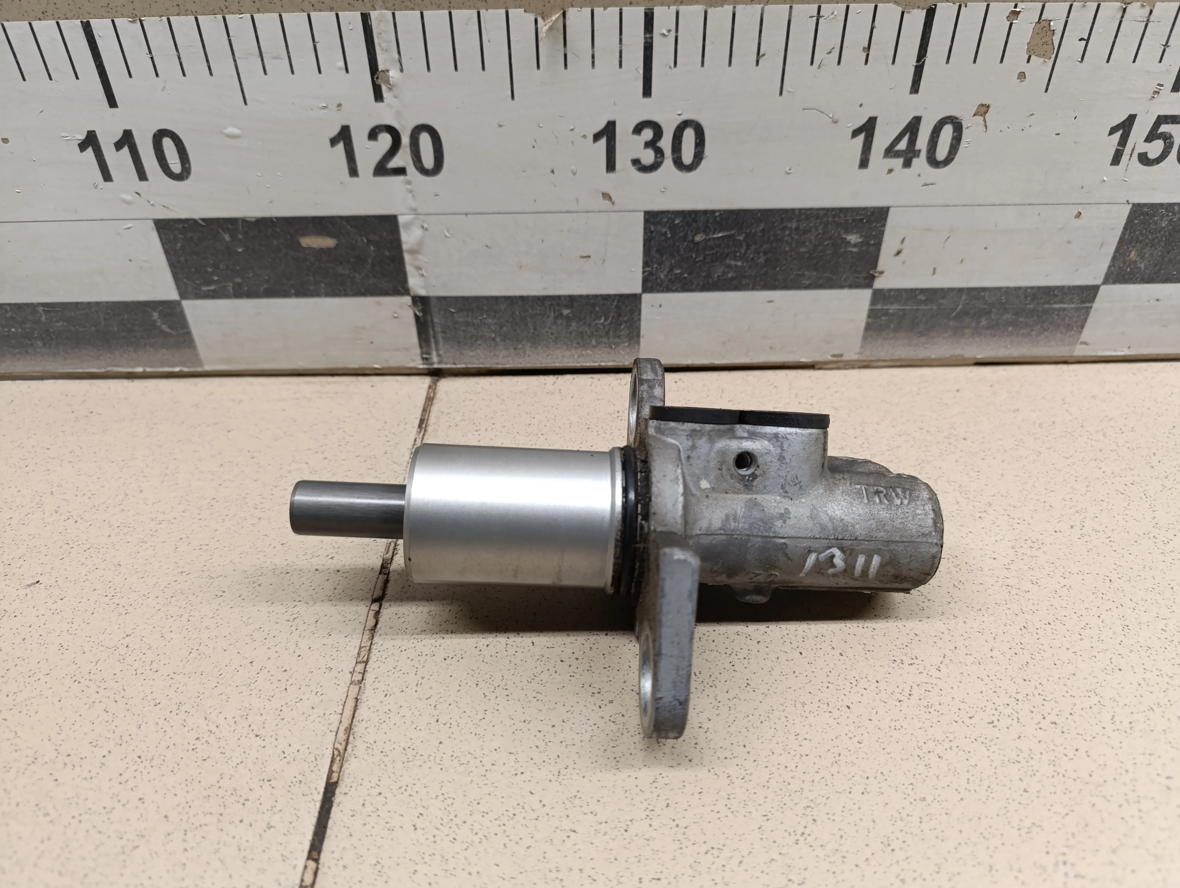 Цилиндр тормозной главный Passat [B5] 2000-2005