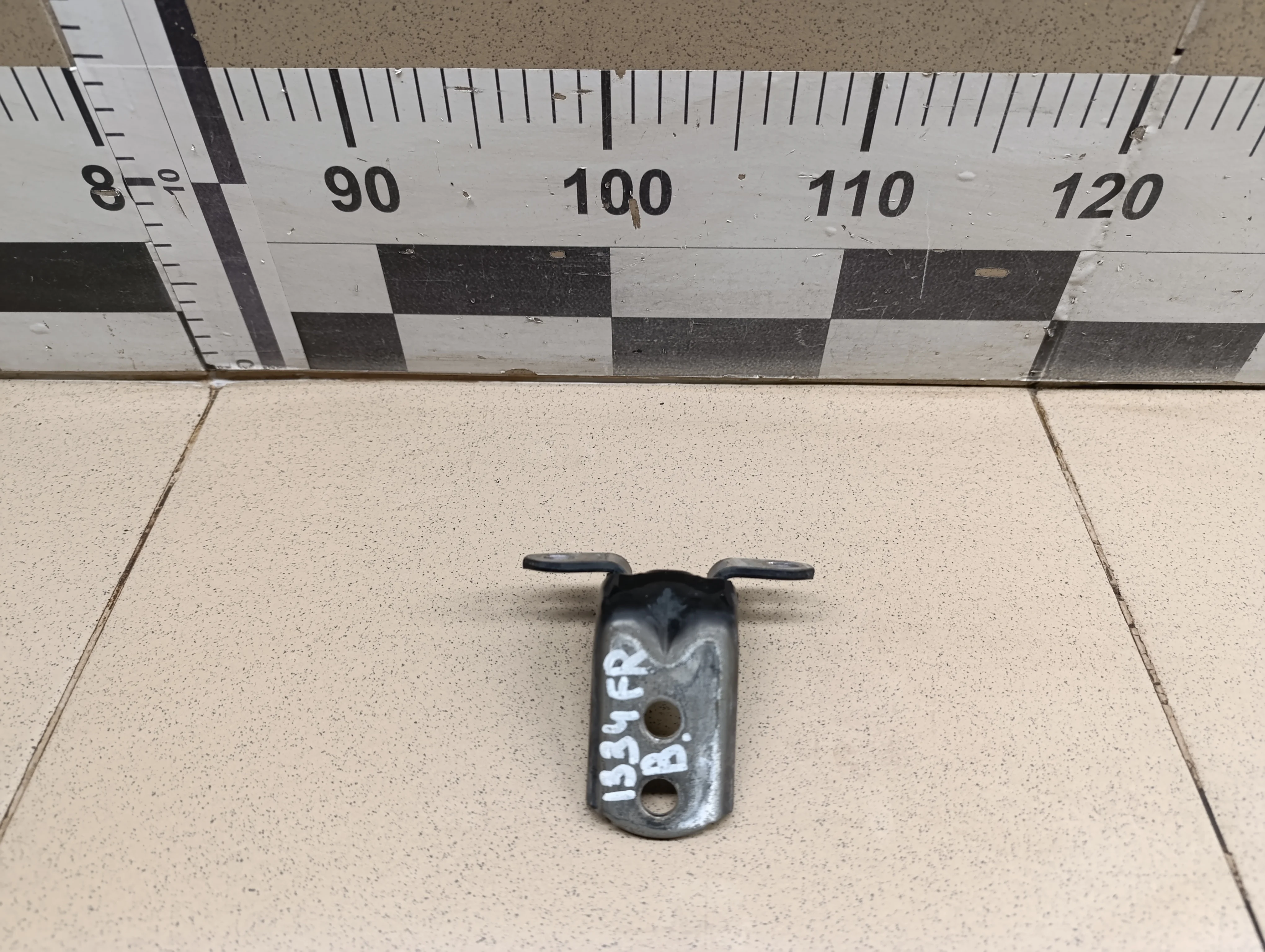 Петля двери передней Almera (G15) 2013>