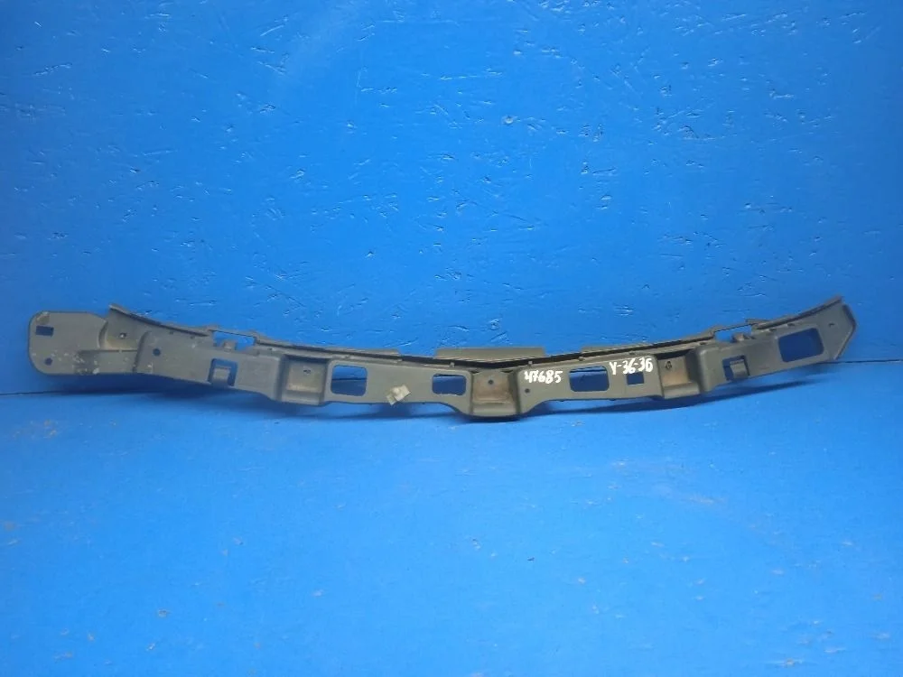 Кронштейн заднего бампера центр Opel Astra H купе