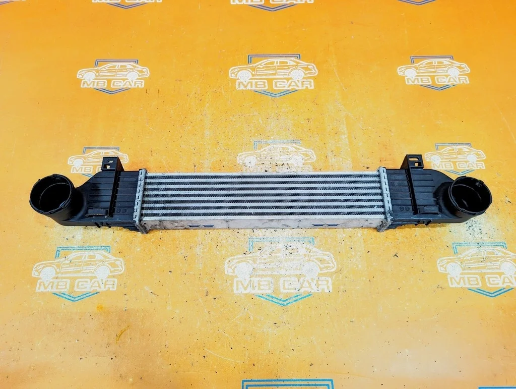 Интеркулер Mercedes-Benz