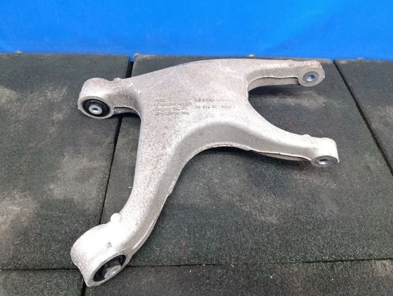 Рычаг подвески Audi Q5 2012 8R0505312F 8R 3.0 CTVA, задний правый