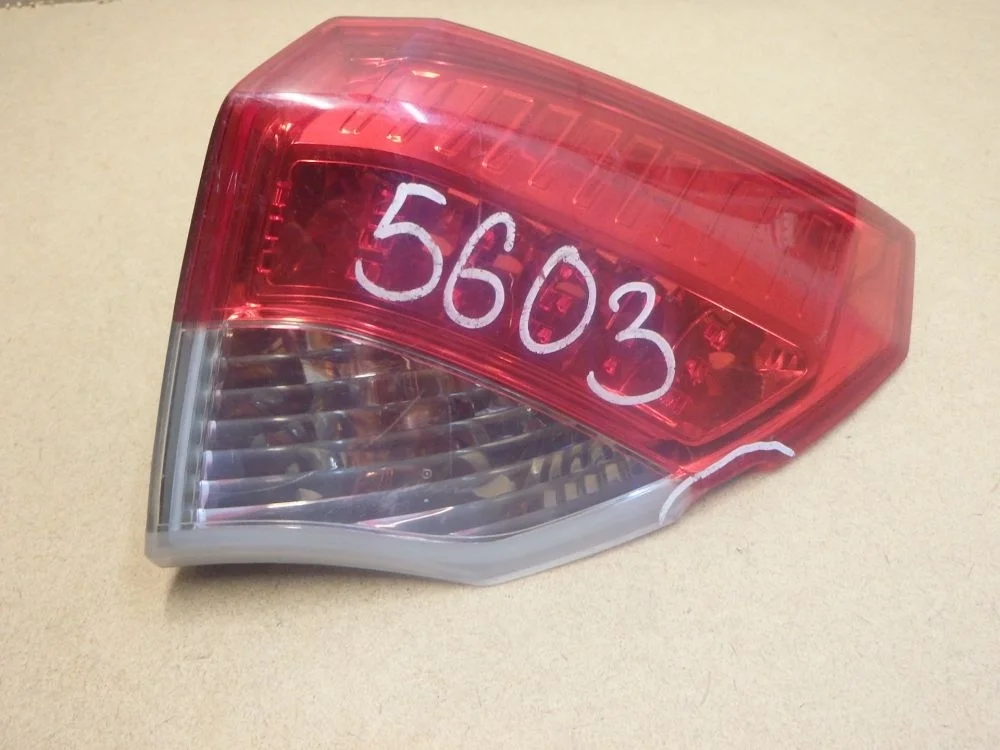 Фонарь задний правый Renault Laguna III (2007—2012)