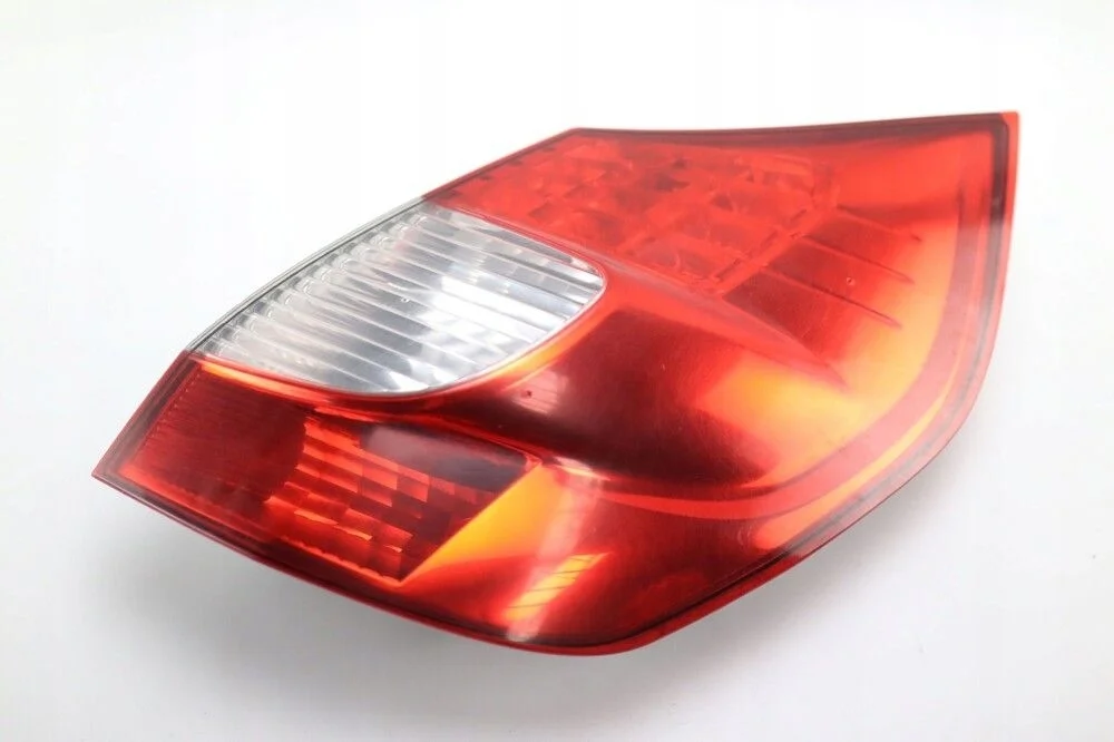 Фонарь задний правый Renault Scenic II рестайлинг (2006—2009)