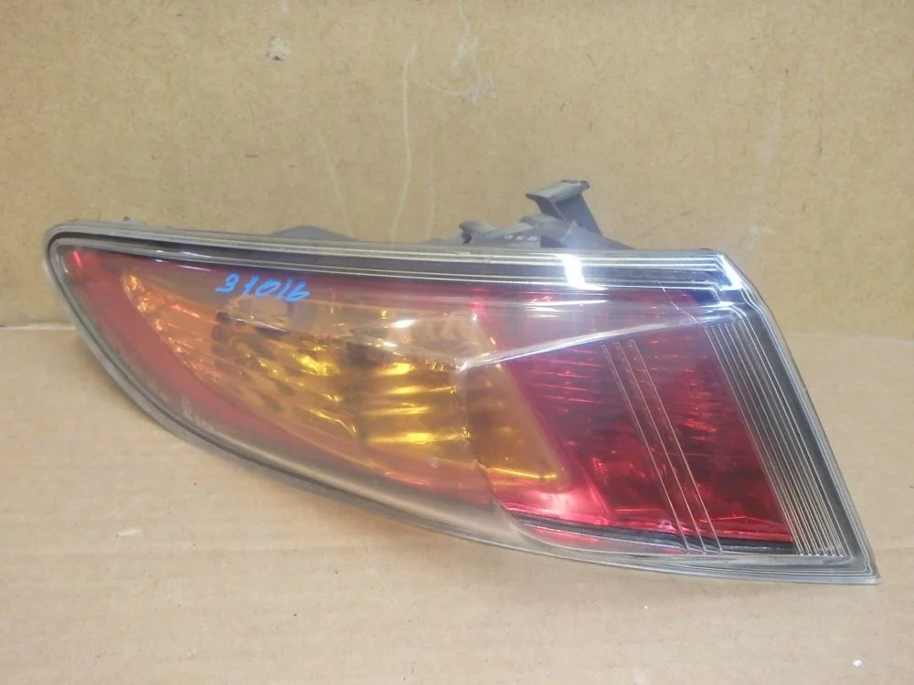 Фонарь задний левый Honda Civic VIII (2005—2009)