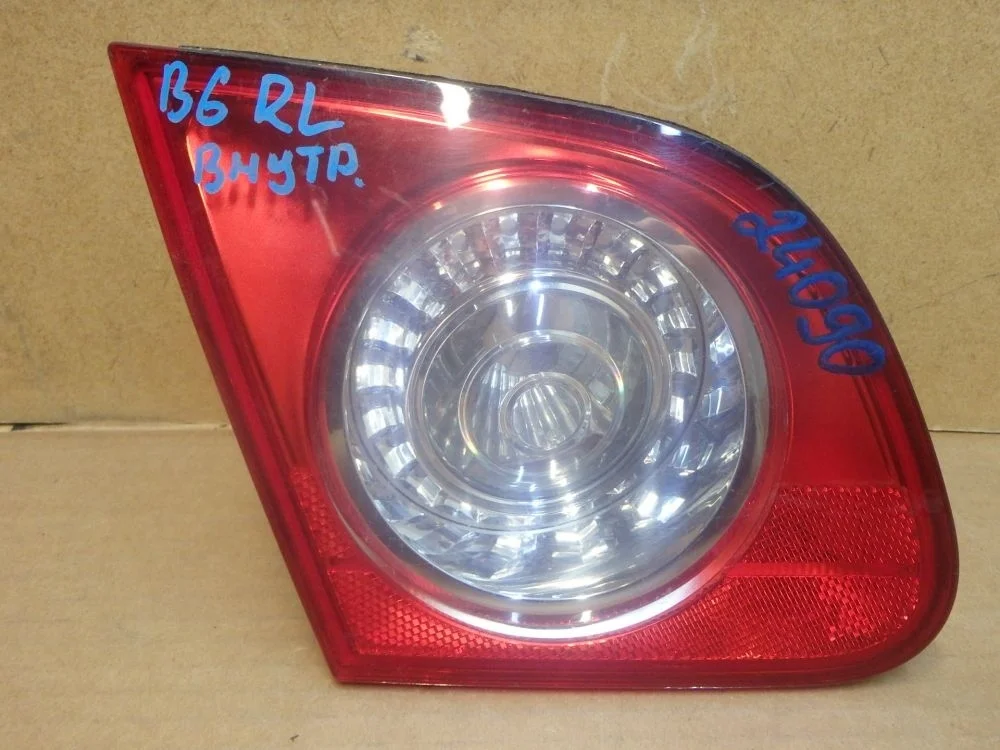 Фонарь задний левый Volkswagen Passat B6 (2005—2010)