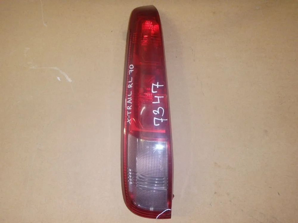 Фонарь задний левый Nissan X-Trail I (2000—2007)