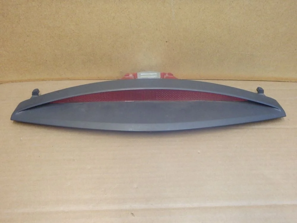 Фонарь задний (стоп сигнал) Renault Megane II (2002—2006)