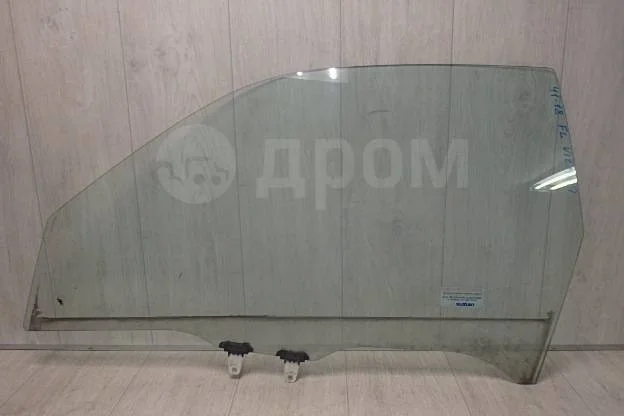 Стекло двери  Suzuki Grand Vitara II (2005—2008)
