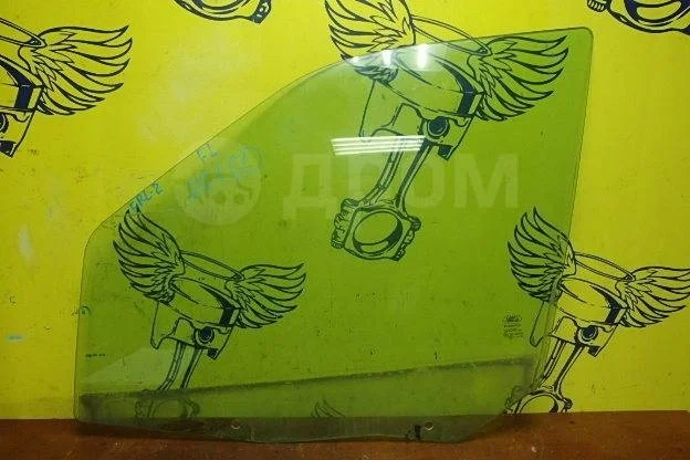 Стекло двери  Land Rover Freelander II (2006—2010)