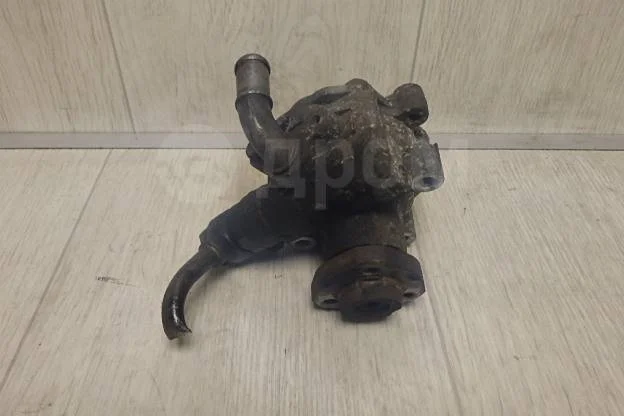 Насос ГУР Volkswagen Caddy III (2004—2010)