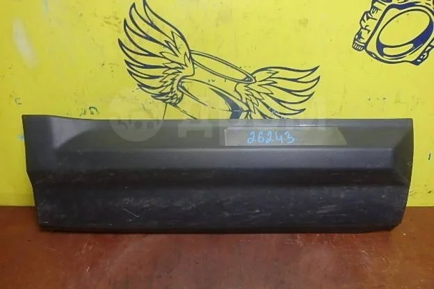 Молдинг задней правой двери Land Rover Freelander II (2006—2010)