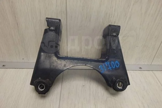 Кронштейн КПП SEAT Ibiza III (2001—2008)