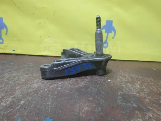 Кронштейн КПП Renault Duster I (2010—2015)