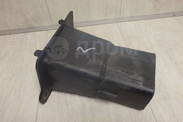 Кронштейн переднего бампера левый Peugeot 3008 I (2009—2013)