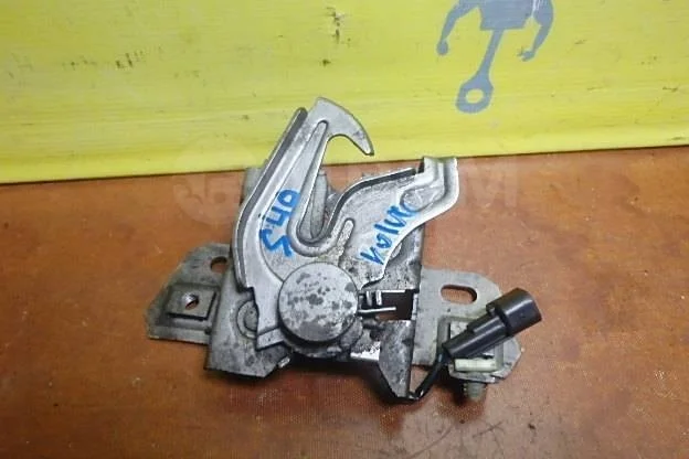 Замок капота Volvo S40 II рестайлинг (2007—2012)