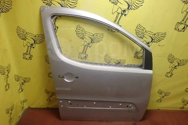 Дверь передняя правая Citroen Berlingo II (2008—2012)
