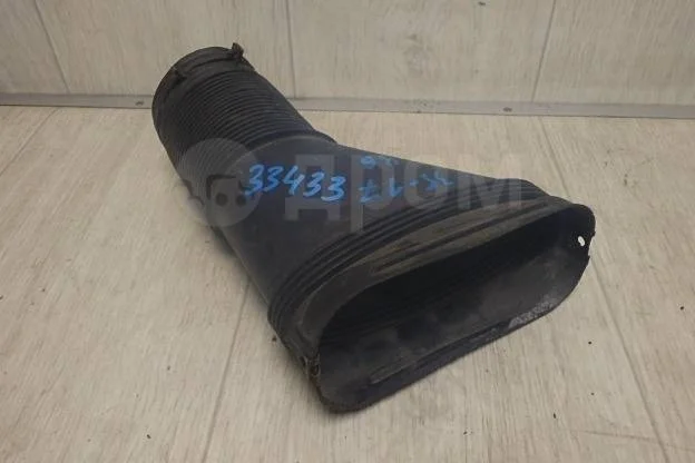 Воздухозаборник Volkswagen Passat B6 (2005—2010)