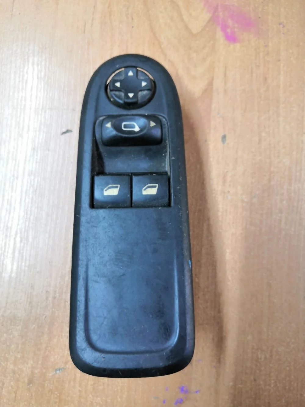 Блок управления стеклоподъемниками Peugeot 308 I (2007—2011)