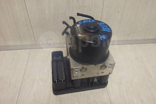 Блок ABS (насос) Ford Focus II (2005—2008)