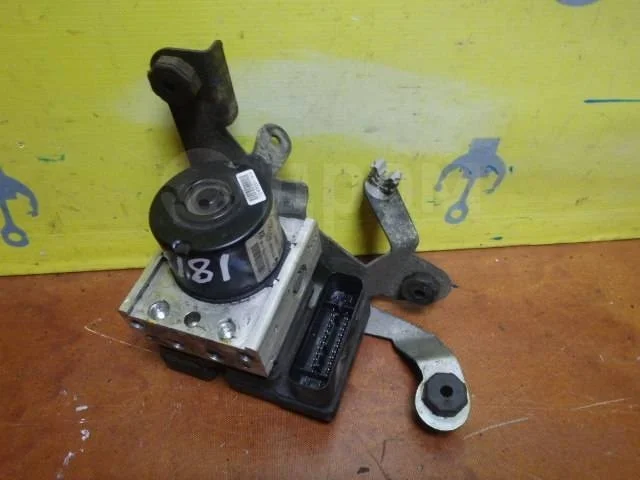 Блок ABS (насос) Renault Fluence I (2009—2013)