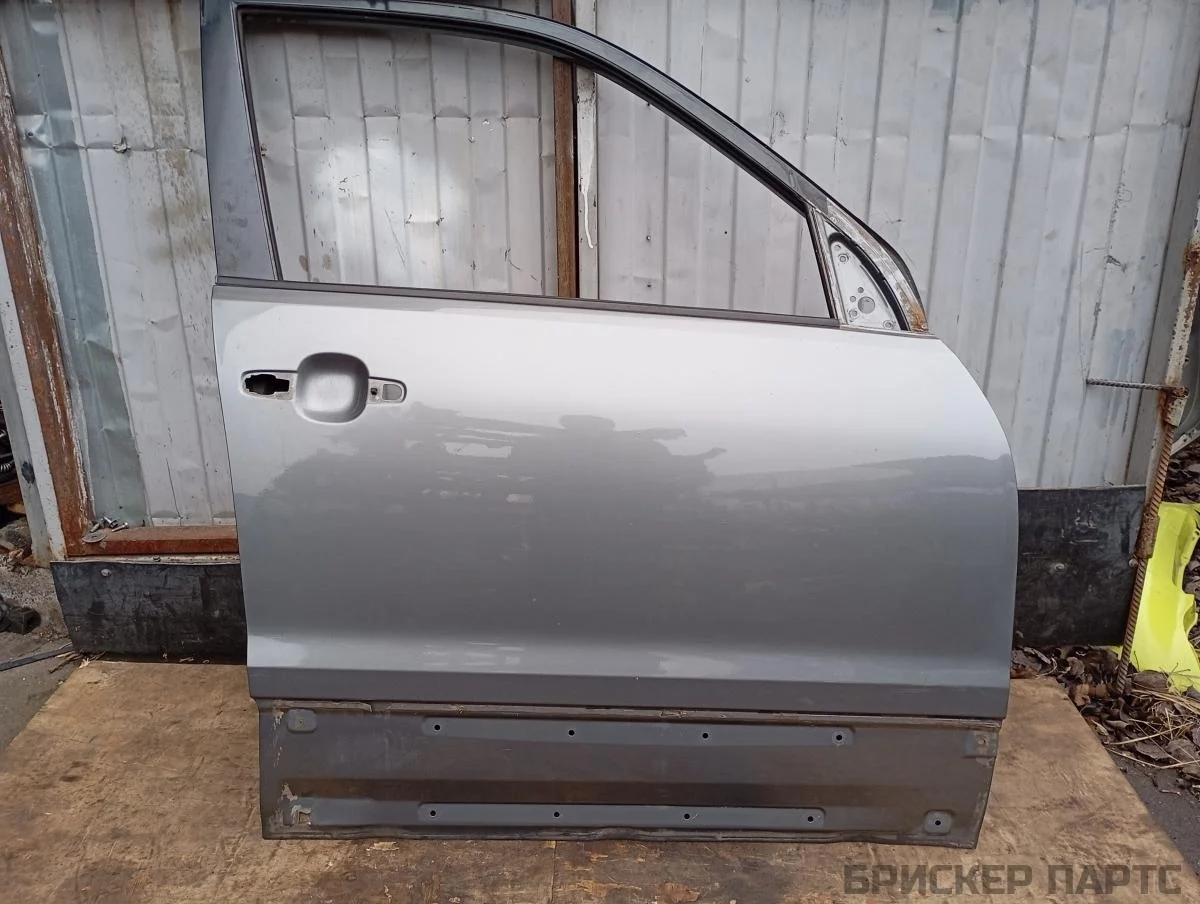 Дверь передняя правая Сузуки Гранд Витара 2